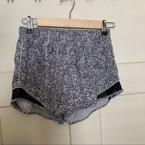 Lululemon Hotty Hot shorts
